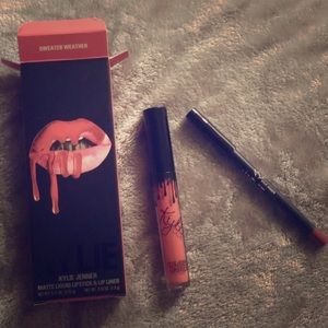 SWEATER WEATHER KYLIE MATTE LIP STICK AND LINER